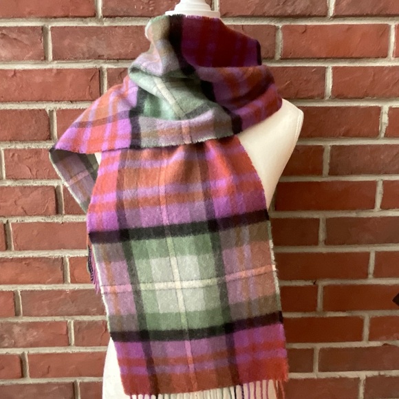 Kiltane 100% Cashmere Plaid Fringed Scarf 9.5”x66” NWOT Made in Scotland - Picture 6 of 10